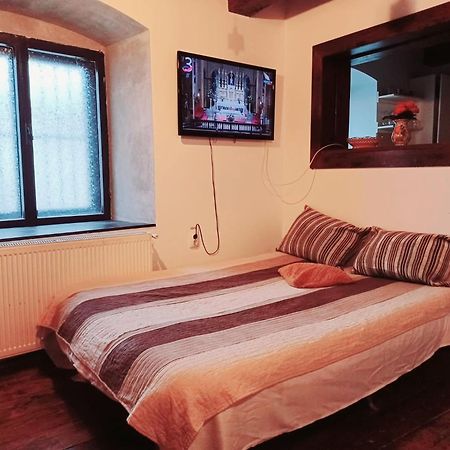 בראשוב Historic Center Apartment מראה חיצוני תמונה